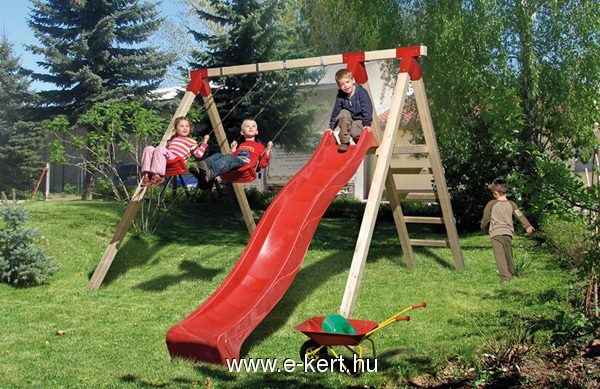 Kerti hinta csúszdával