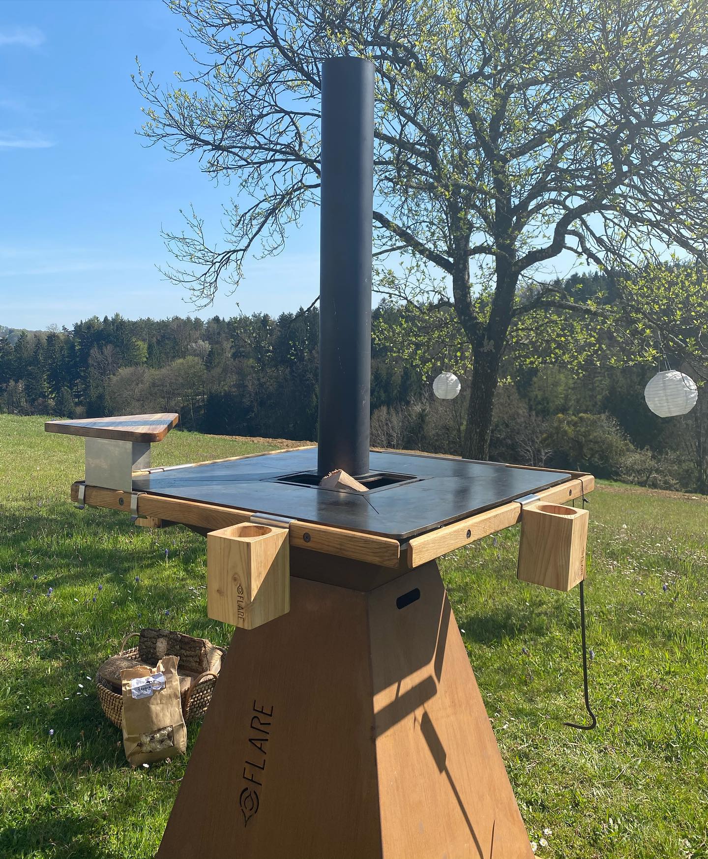 BBQ-sütő-Flare-fatüzelésű-grill-kéménnyel